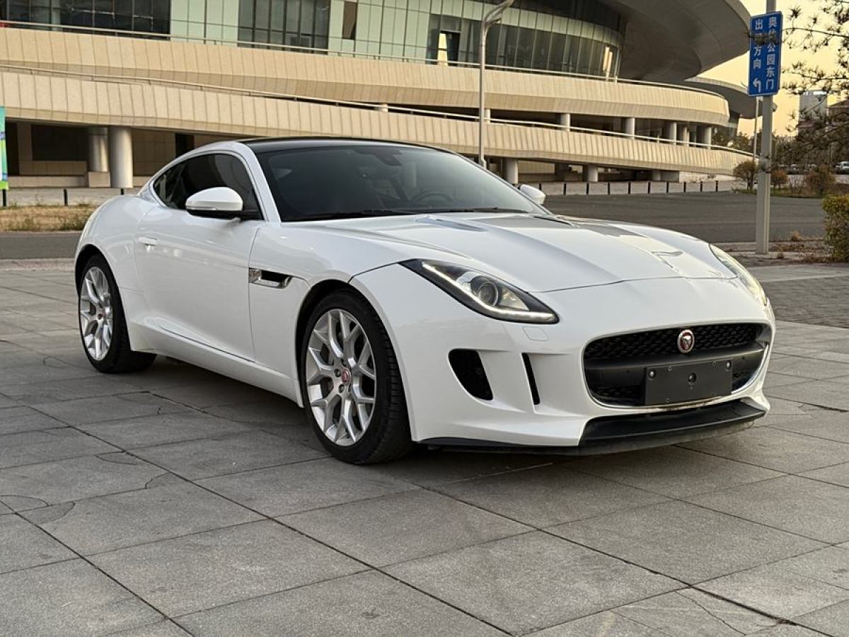 捷豹 F-TYPE  2016款 3.0T 硬頂版圖片