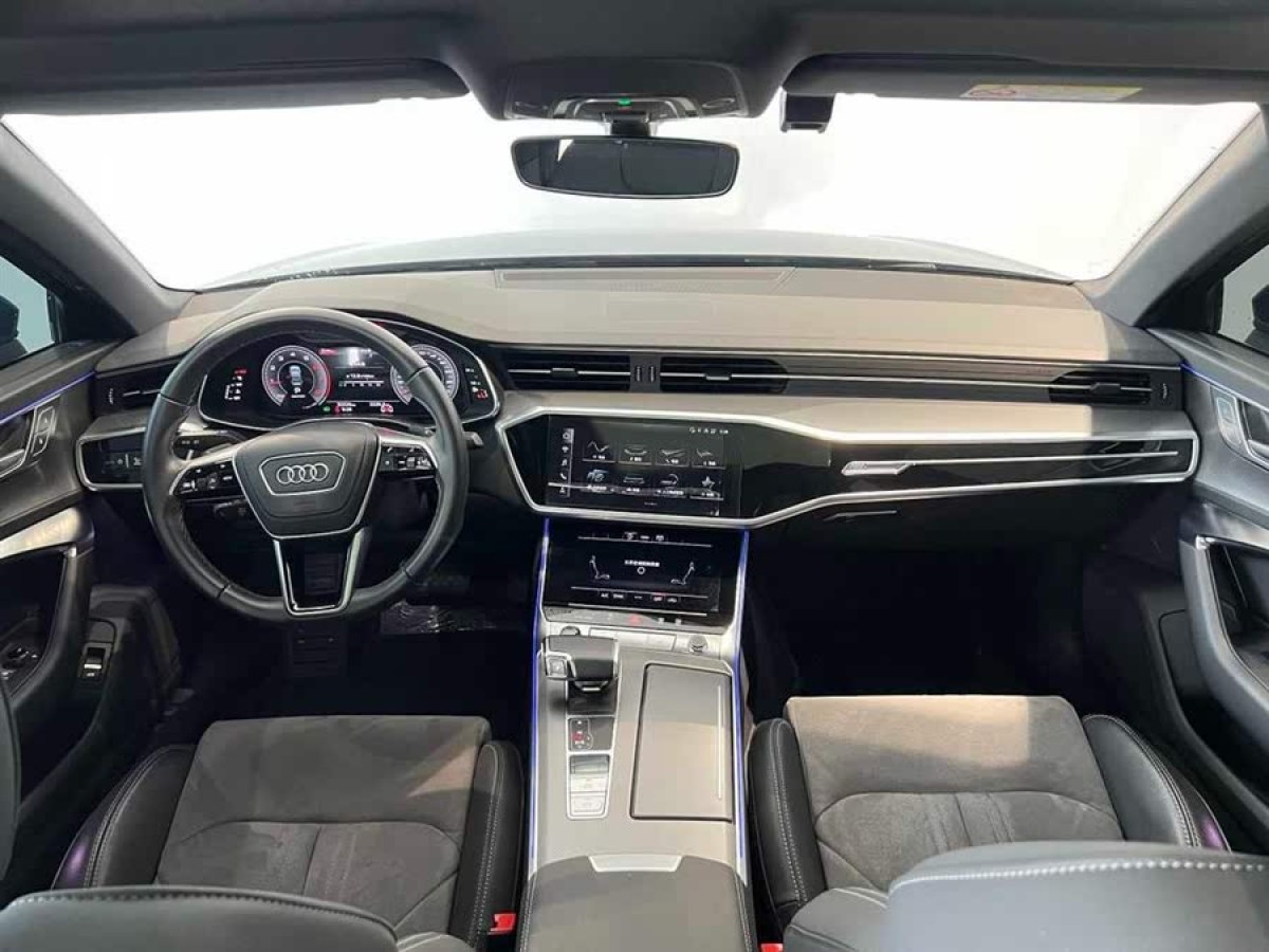 奧迪 奧迪A6L  2023款 改款 40 TFSI 豪華動感型圖片