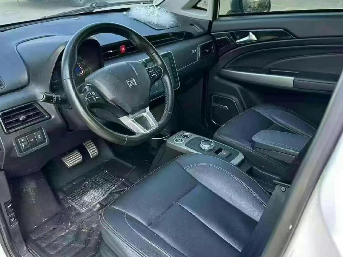 眾泰 E200 圖片