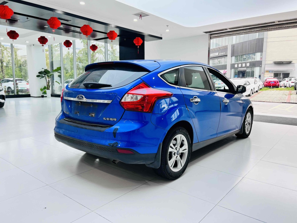 福特 福克斯  2012款 兩廂 1.6L 自動風尚型圖片