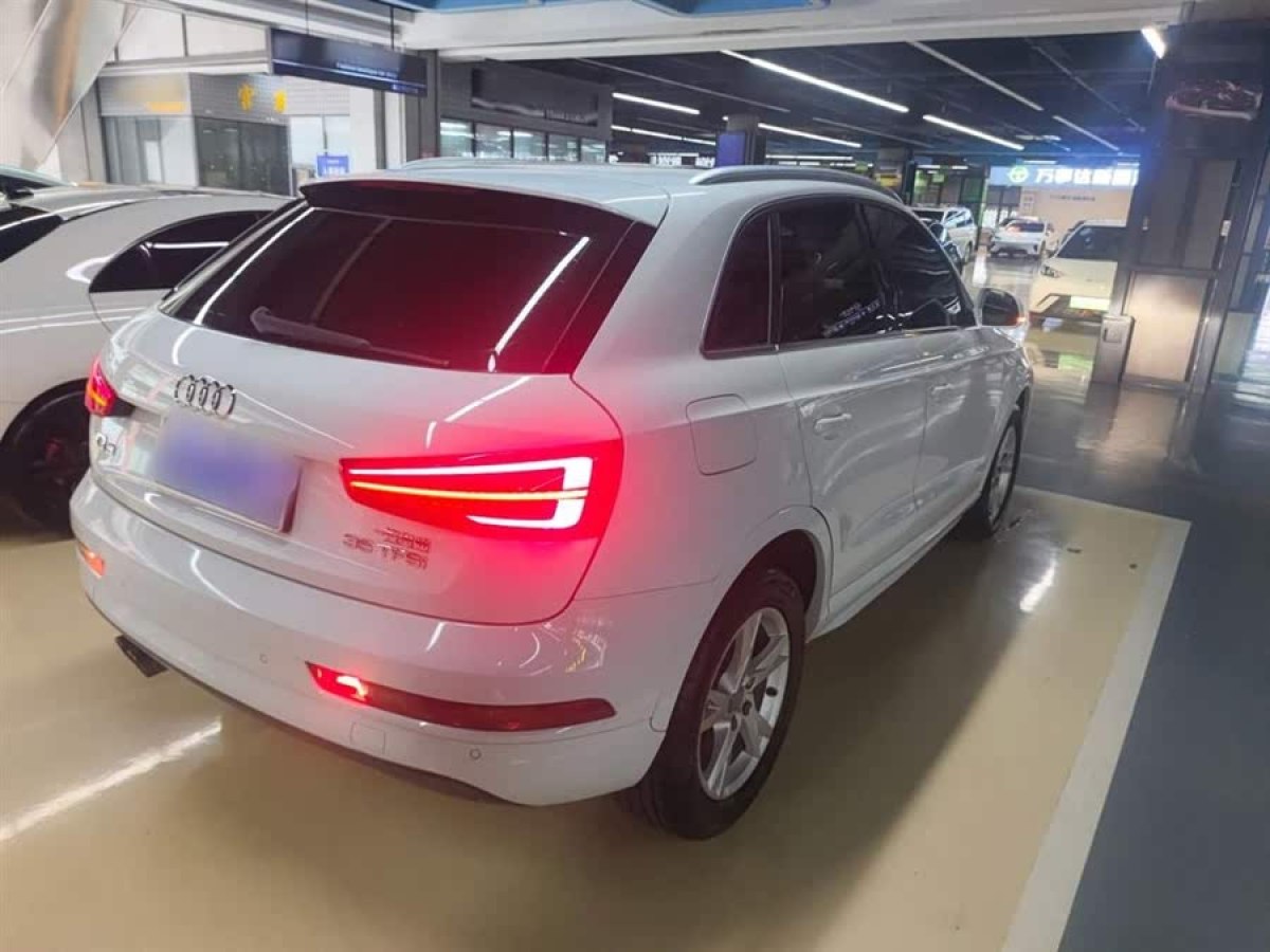 奧迪 奧迪Q3  2017款 35 TFSI 時尚型圖片