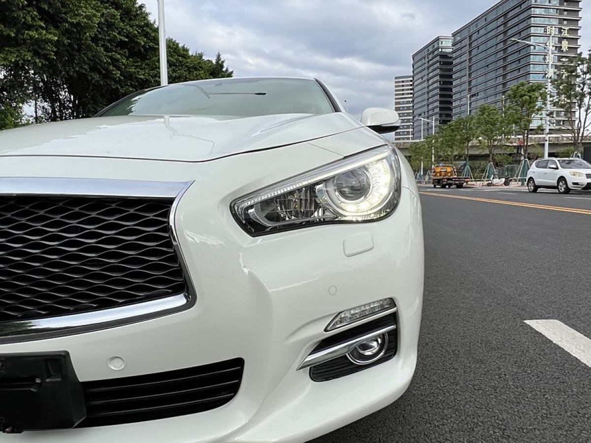 英菲尼迪 Q50L  2016款 2.0T 悅享版圖片