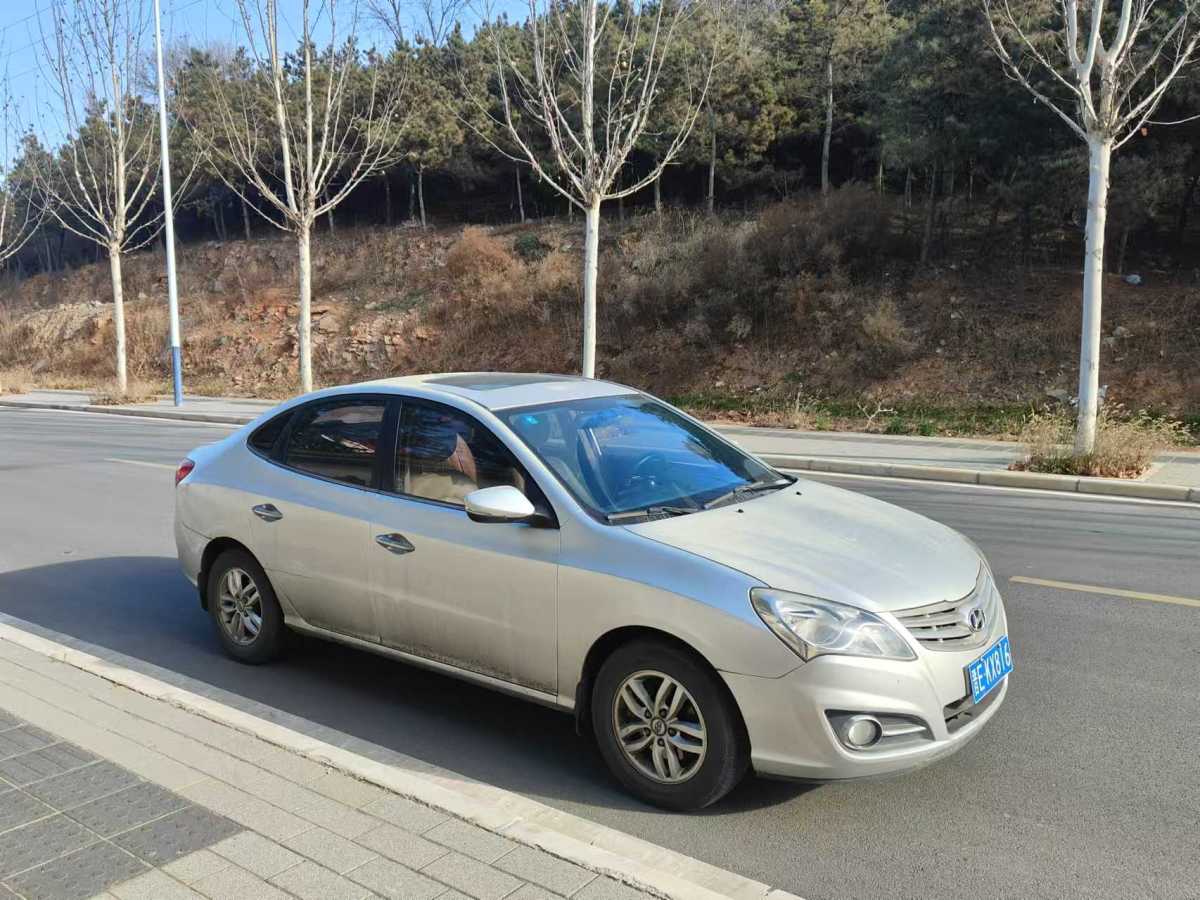 現(xiàn)代 悅動  2011款 1.6L 手動豪華型圖片