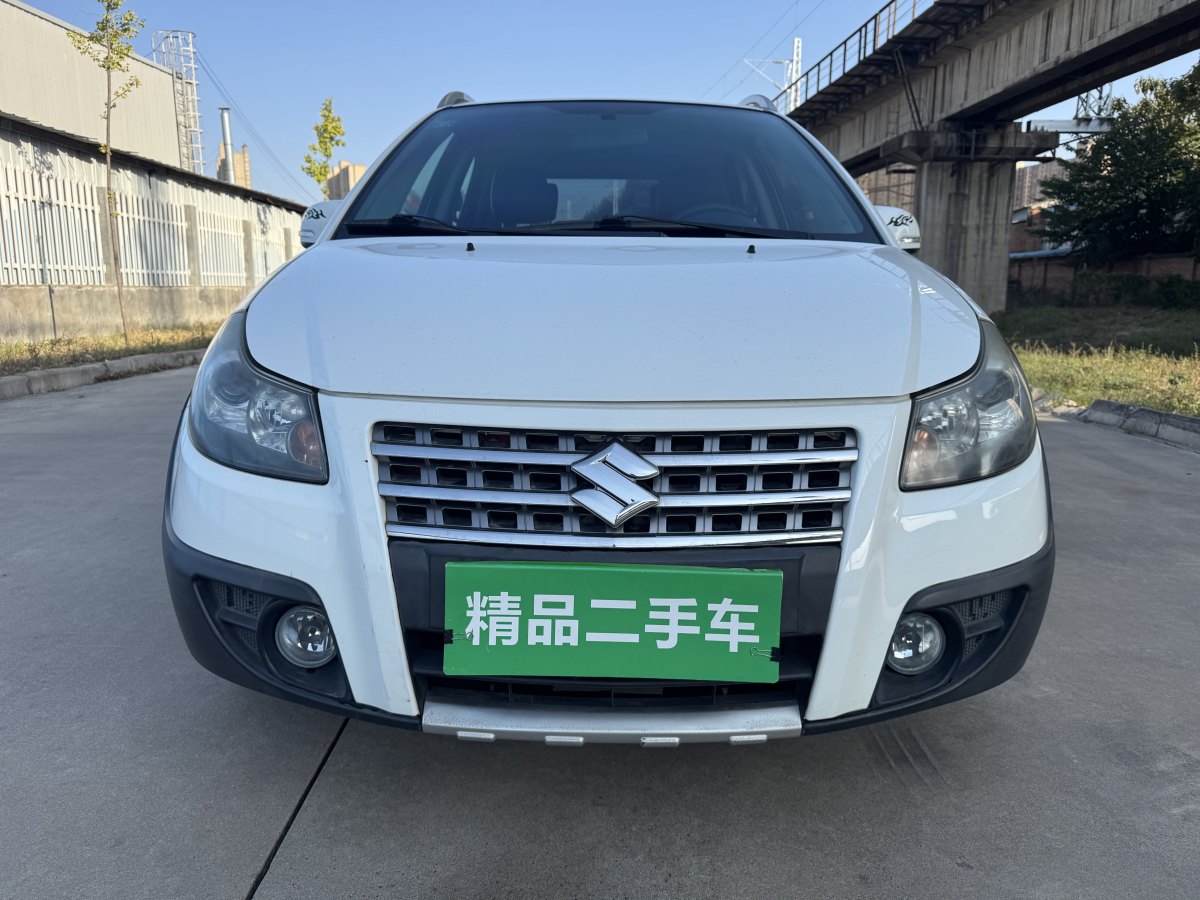 2014年1月鈴木 天語 SX4  2013款 酷銳 1.6L 自動20周年3G智能版