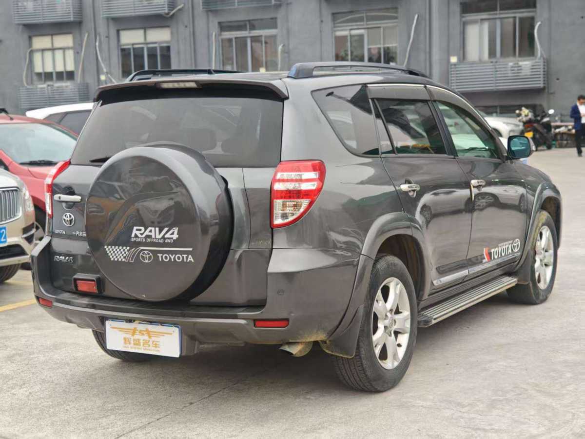 豐田 RAV4榮放  2010款 2.4L 自動(dòng)豪華升級(jí)版圖片