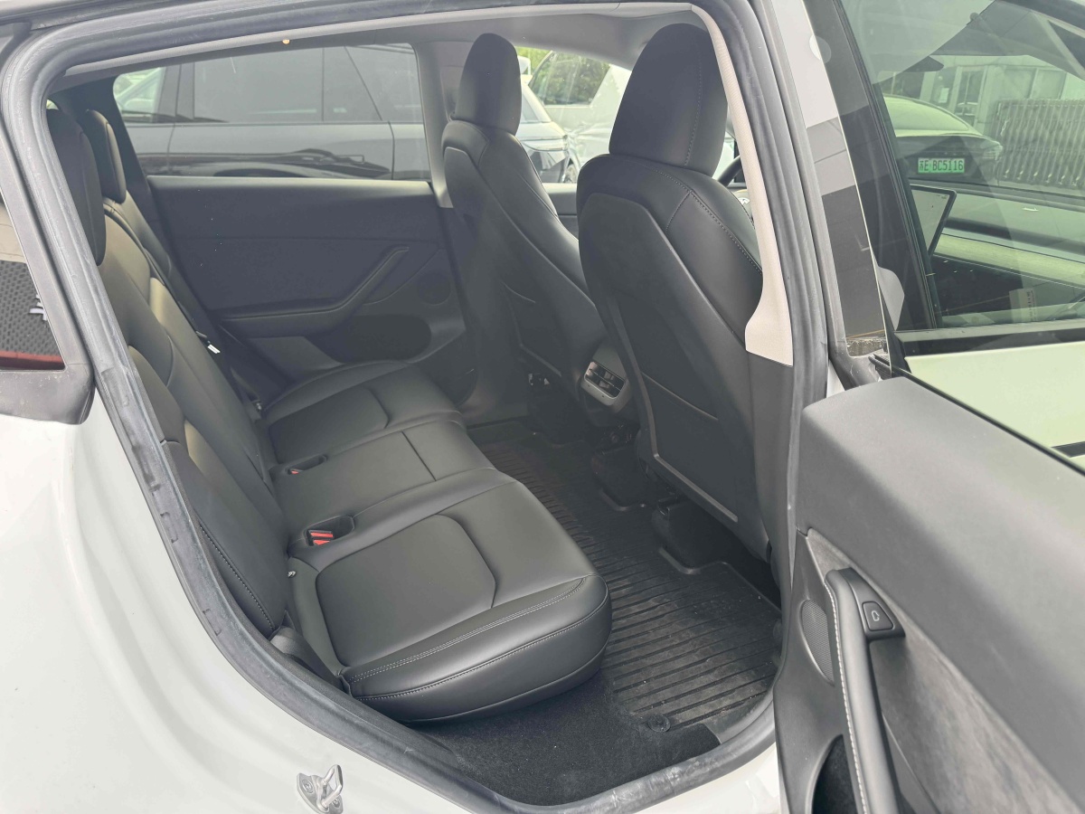 特斯拉 Model Y  2022款 改款 后輪驅(qū)動(dòng)版圖片