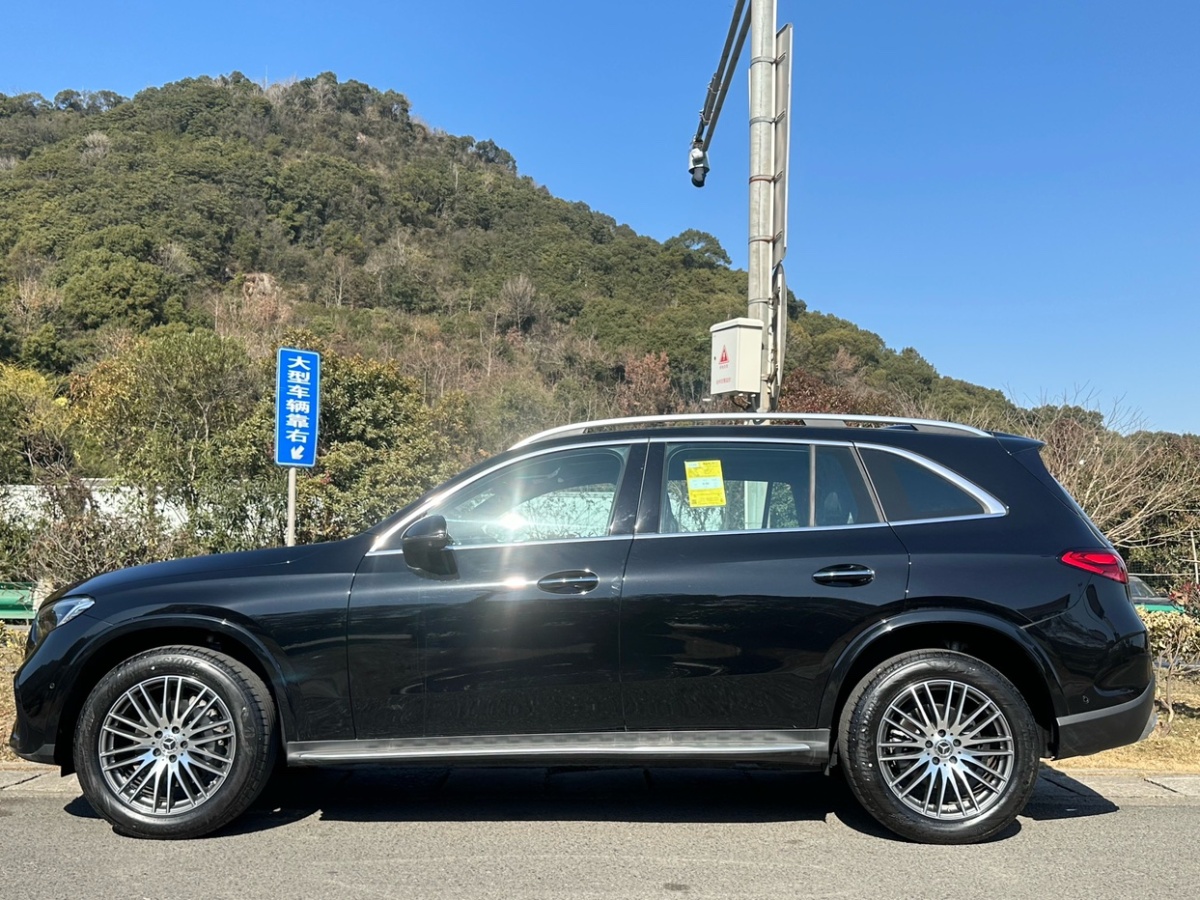 奔馳 奔馳GLC  2023款 改款 GLC 300 L 4MATIC 豪華型 5座圖片