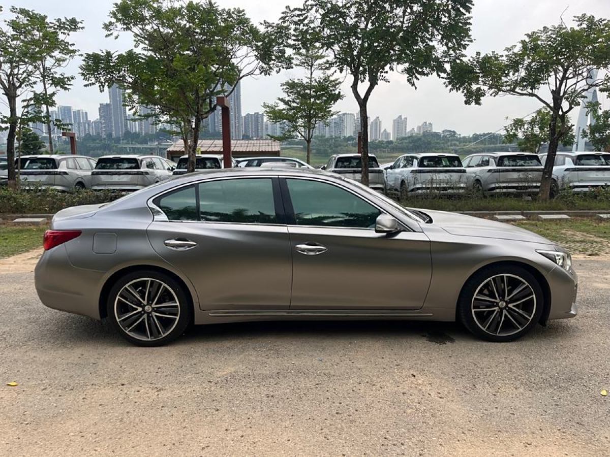 英菲尼迪 Q50L  2015款 2.0T 運動版圖片