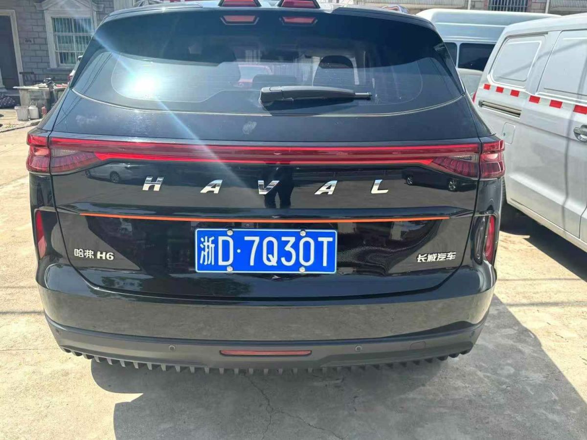 哈弗 H6  2023款 國潮版 1.5T 自動冠軍版圖片