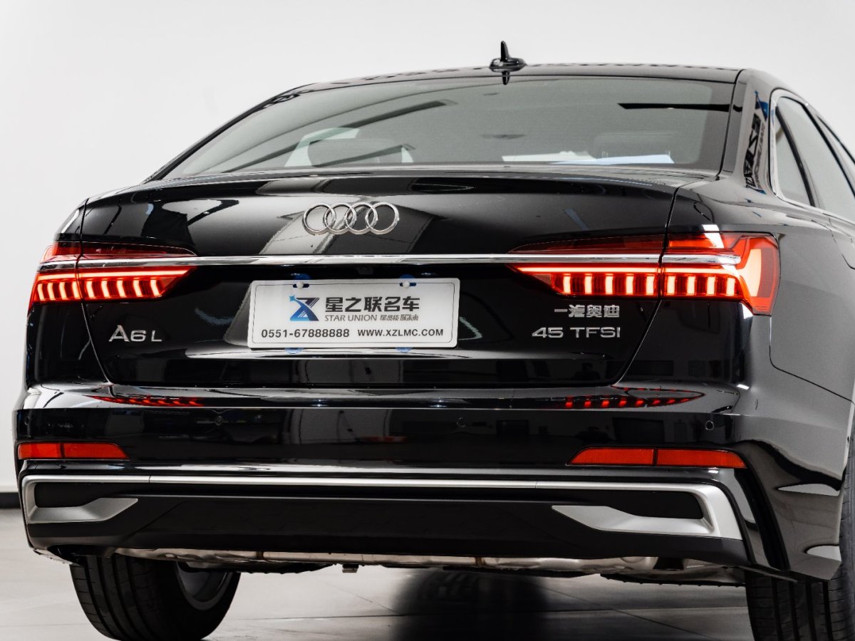 奧迪 奧迪A6L  2024款 45 TFSI 臻選動感型圖片