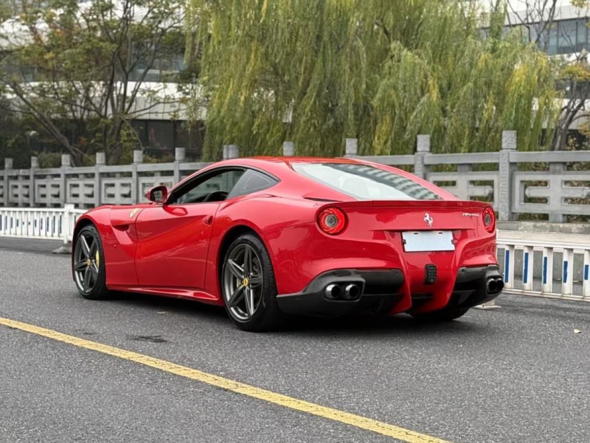 法拉利 F12berlinetta  2013款 6.3L 標準型圖片