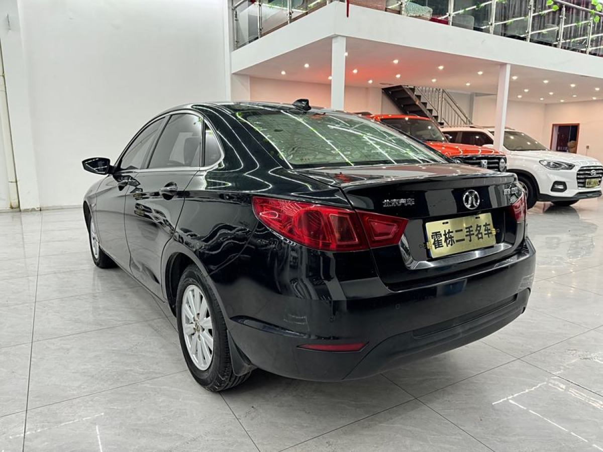 北汽紳寶 D50  2014款 1.5L CVT標(biāo)準(zhǔn)版圖片