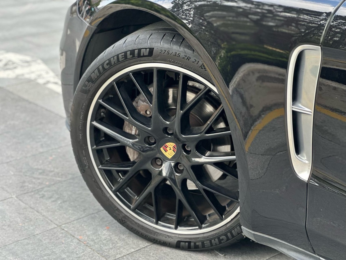 保時(shí)捷 Panamera  2019款 Panamera 行政加長版 2.9T圖片