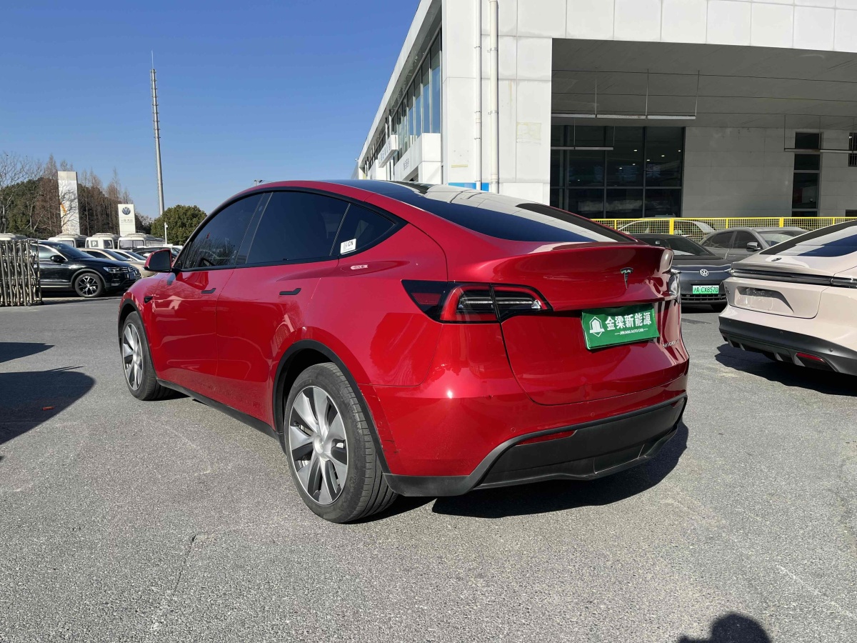 特斯拉 Model 3  2021款 改款 標(biāo)準(zhǔn)續(xù)航后驅(qū)升級(jí)版圖片