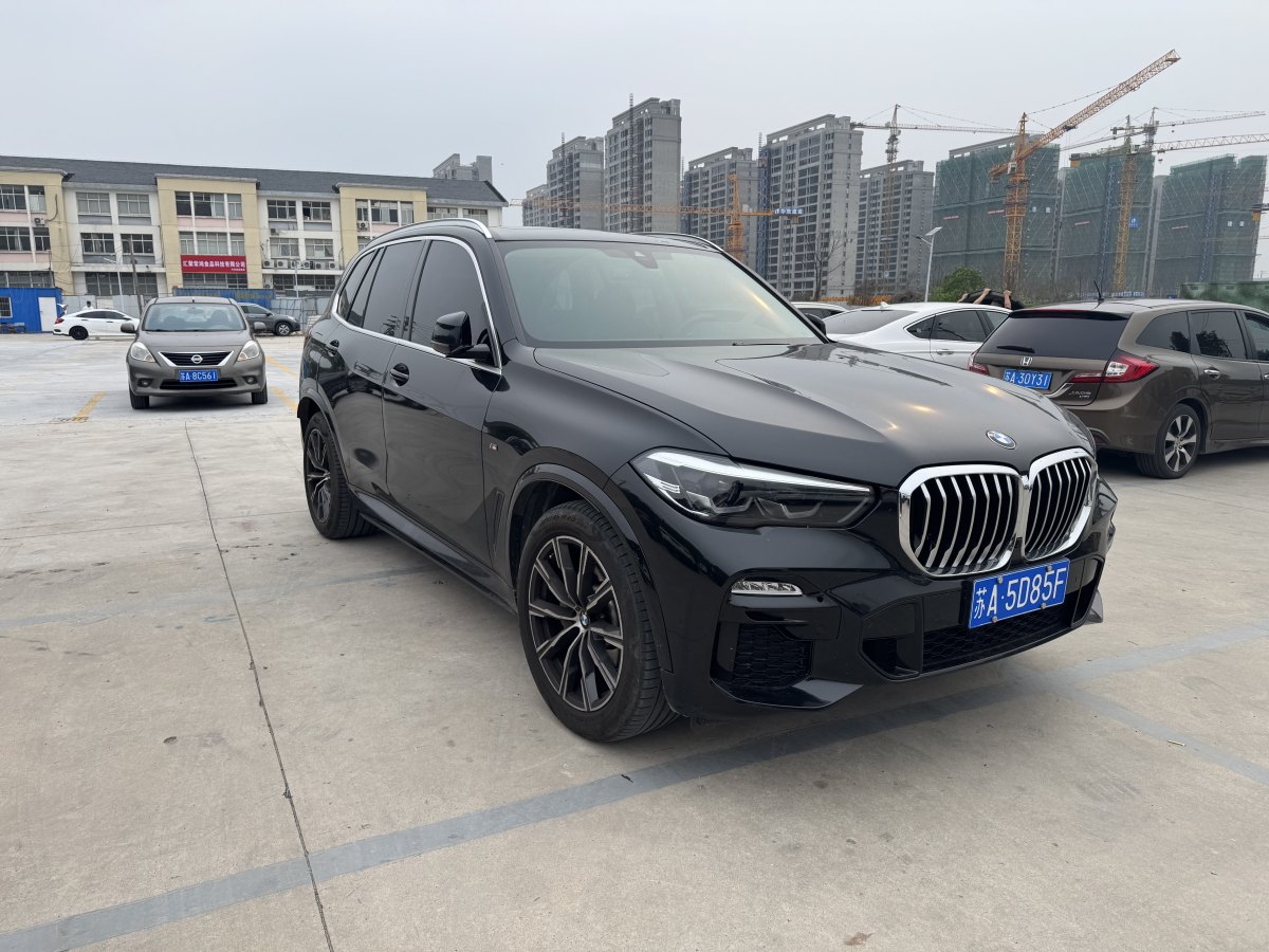 寶馬 寶馬X5  2021款 改款 xDrive30i M運(yùn)動(dòng)套裝圖片