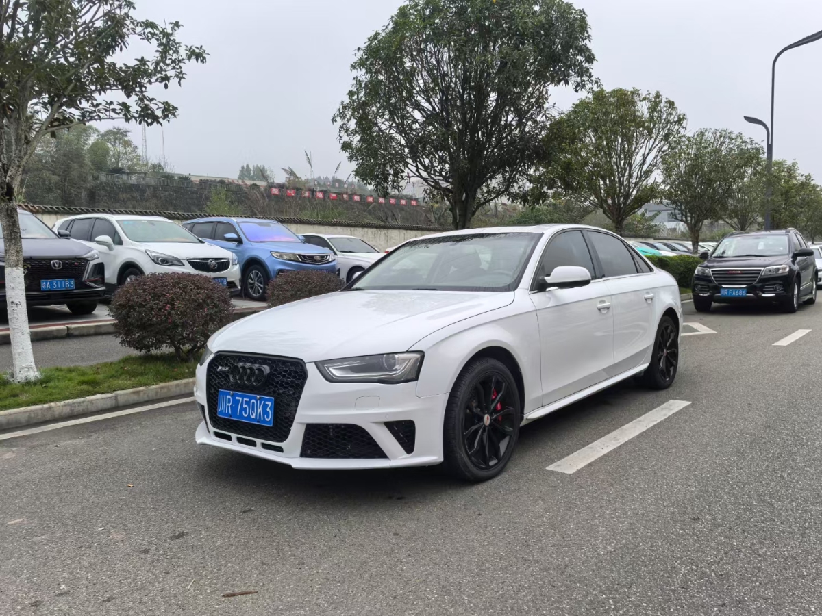 奧迪 奧迪A4L  2013款 35 TFSI 自動標(biāo)準(zhǔn)型圖片