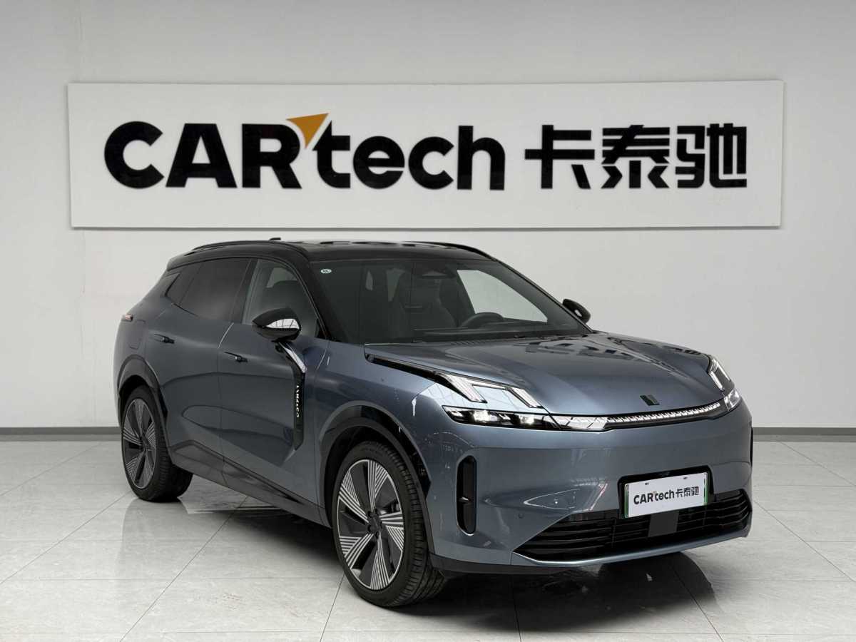 領(lǐng)克 領(lǐng)克08新能源  2025款 220km 四驅(qū)性能Halo圖片