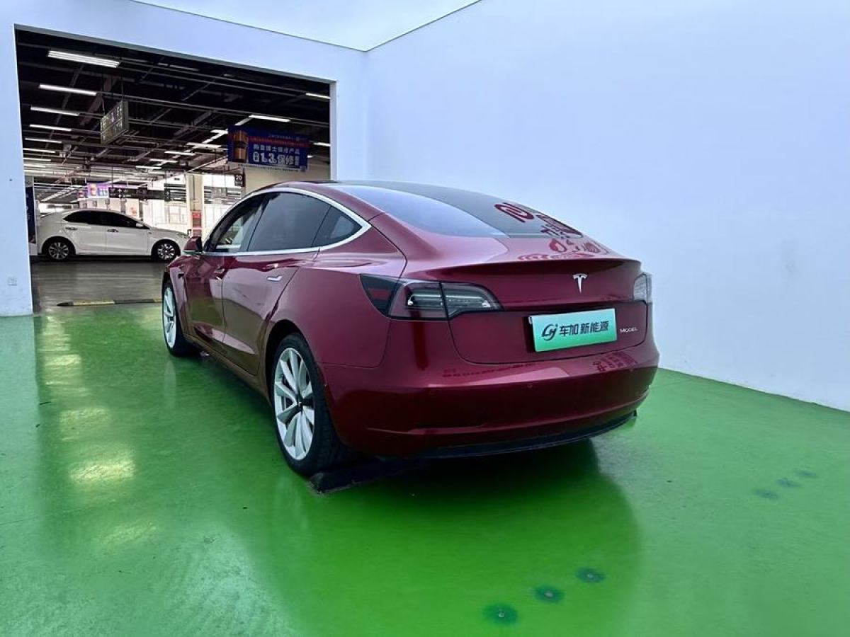 特斯拉 Model 3  2019款 標(biāo)準(zhǔn)續(xù)航后驅(qū)升級(jí)版圖片