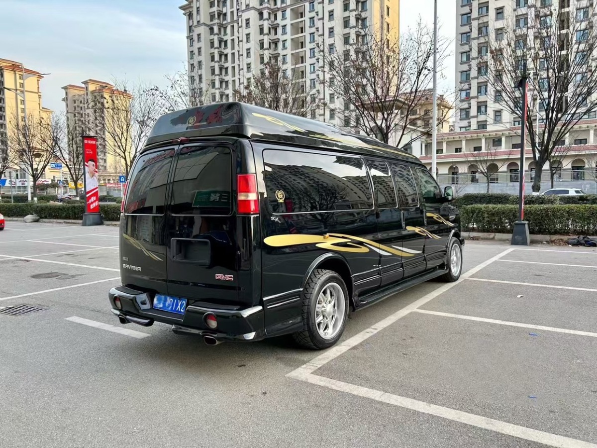 GMC SAVANA  2012款 6.0L 總裁級隱私屏版圖片