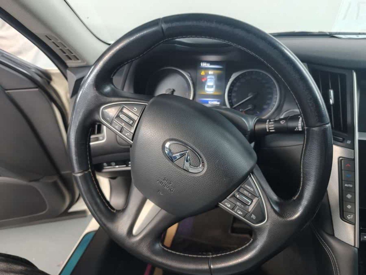 英菲尼迪 Q50L  2015款 2.0T 悅享版圖片