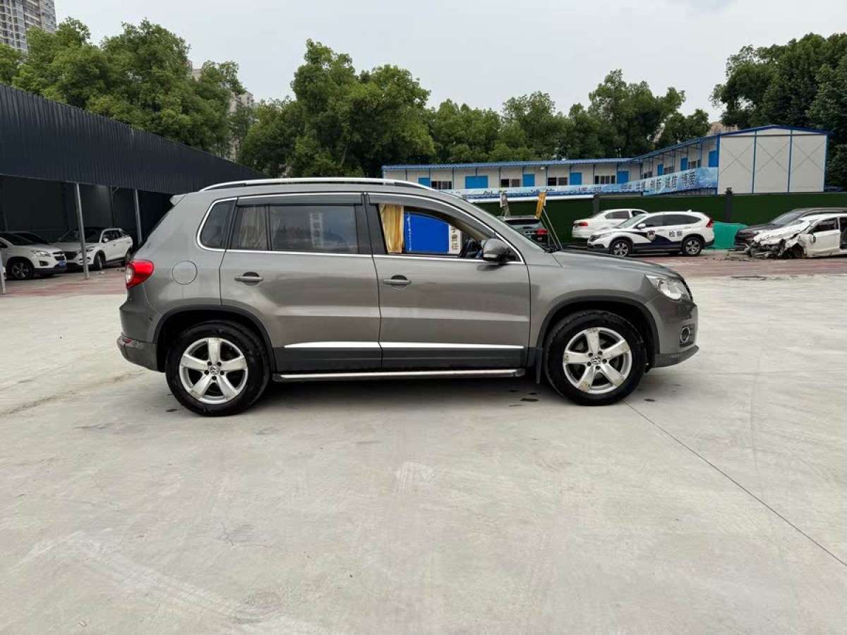 大眾 途觀  2012款 1.8TSI 自動(dòng)四驅(qū)菁英版圖片