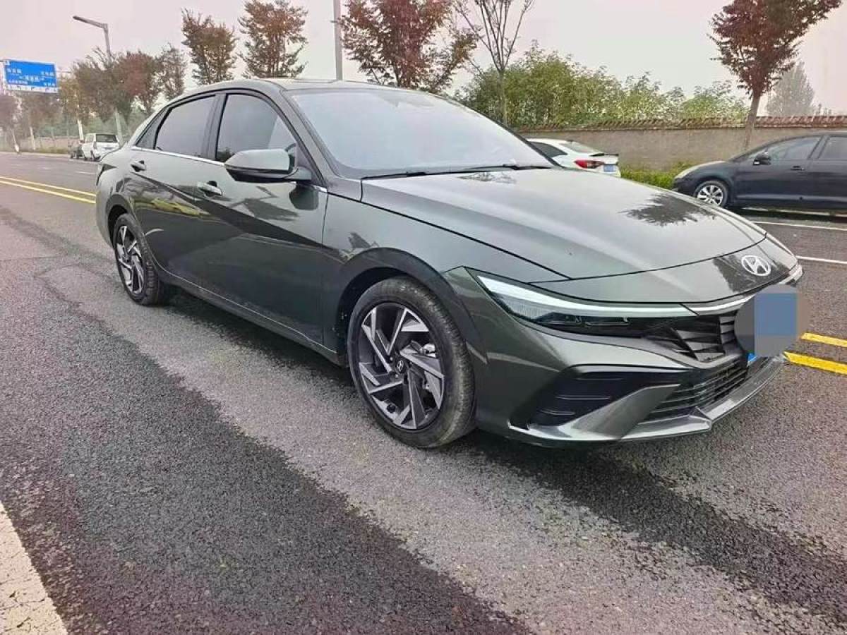 現(xiàn)代 伊蘭特  2023款 1.5L CVT LUX尊貴版圖片