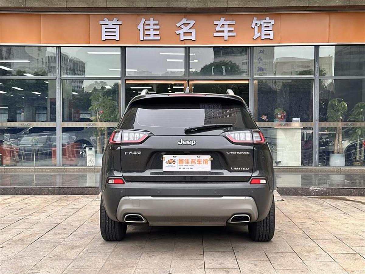 Jeep 自由光  2019款 2.0T 兩驅(qū)智享版 國VI圖片