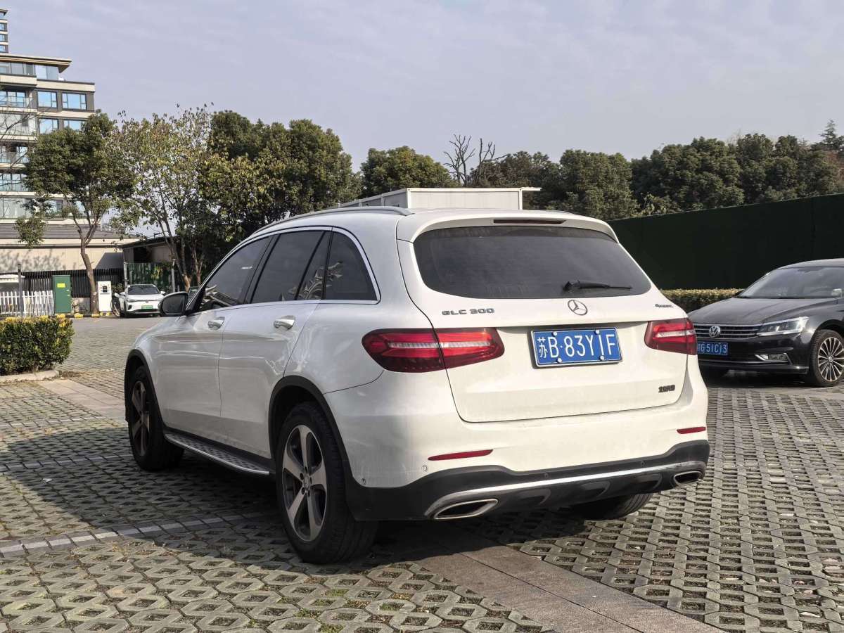 奔馳 奔馳GLC  2017款 GLC 300 4MATIC 動(dòng)感型圖片