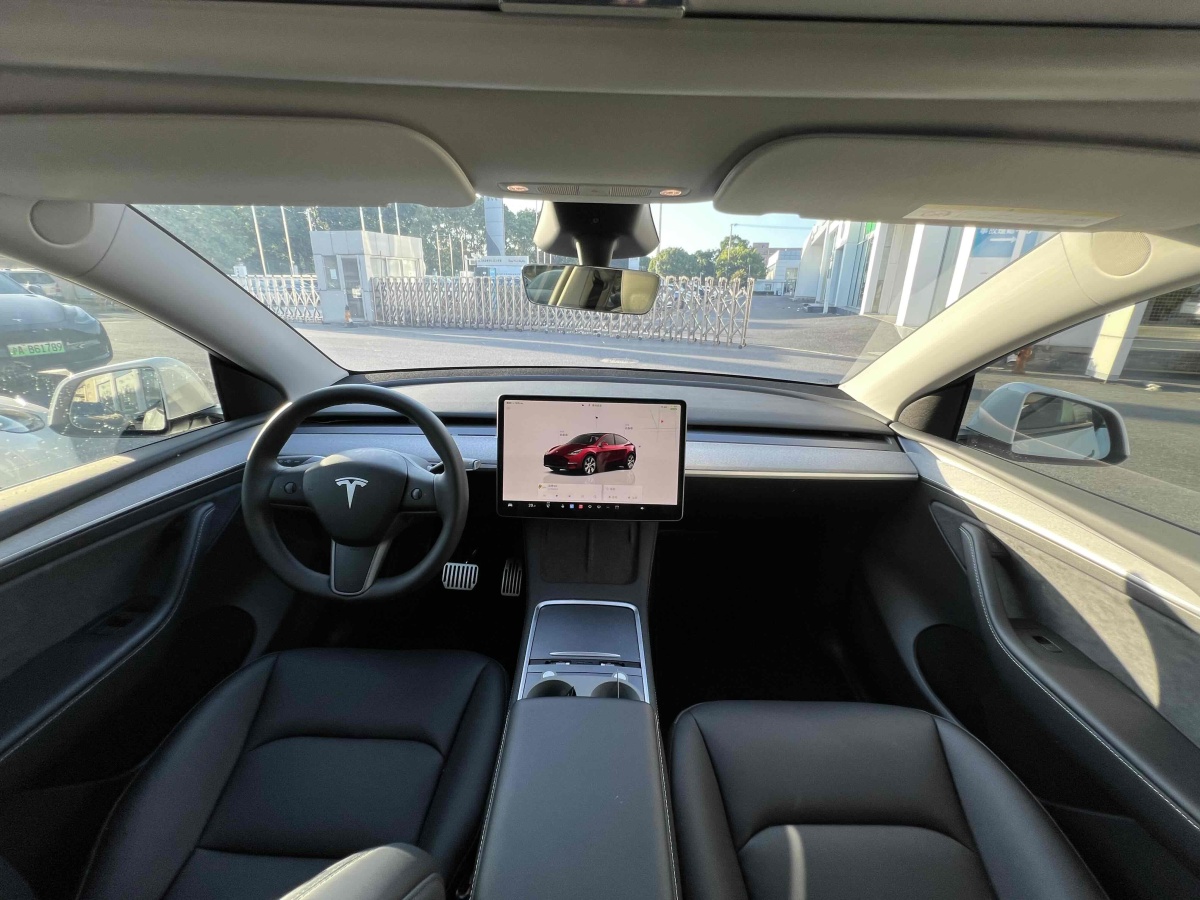 特斯拉 Model 3  2023款 長(zhǎng)續(xù)航煥新版 雙電機(jī)全輪驅(qū)動(dòng)圖片