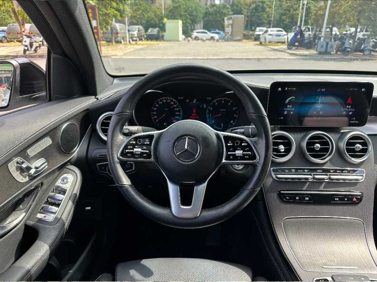 奔馳 奔馳GLC  2023款 GLC 300 4MATIC 轎跑SUV圖片