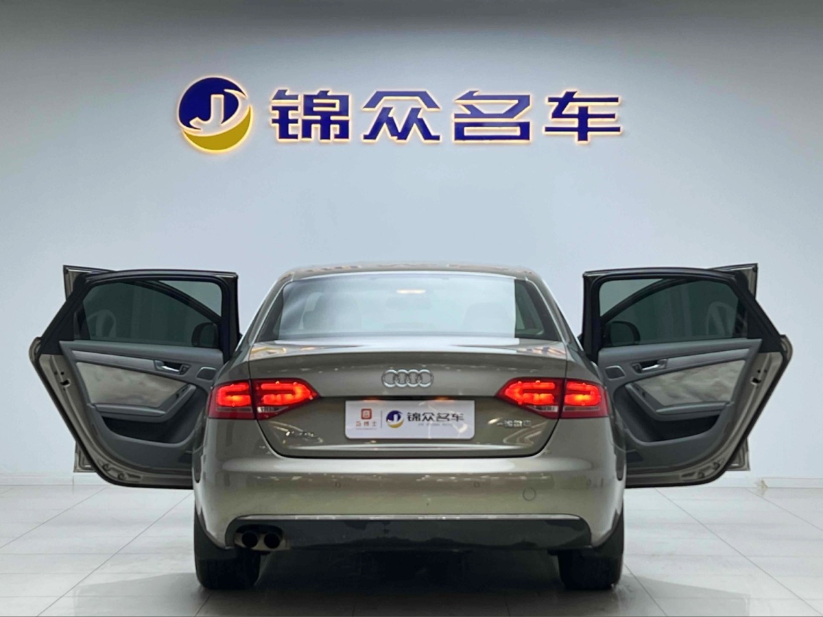 奧迪 奧迪A4L  2010款 A4L 3.2FSI Quattro旗艦型圖片