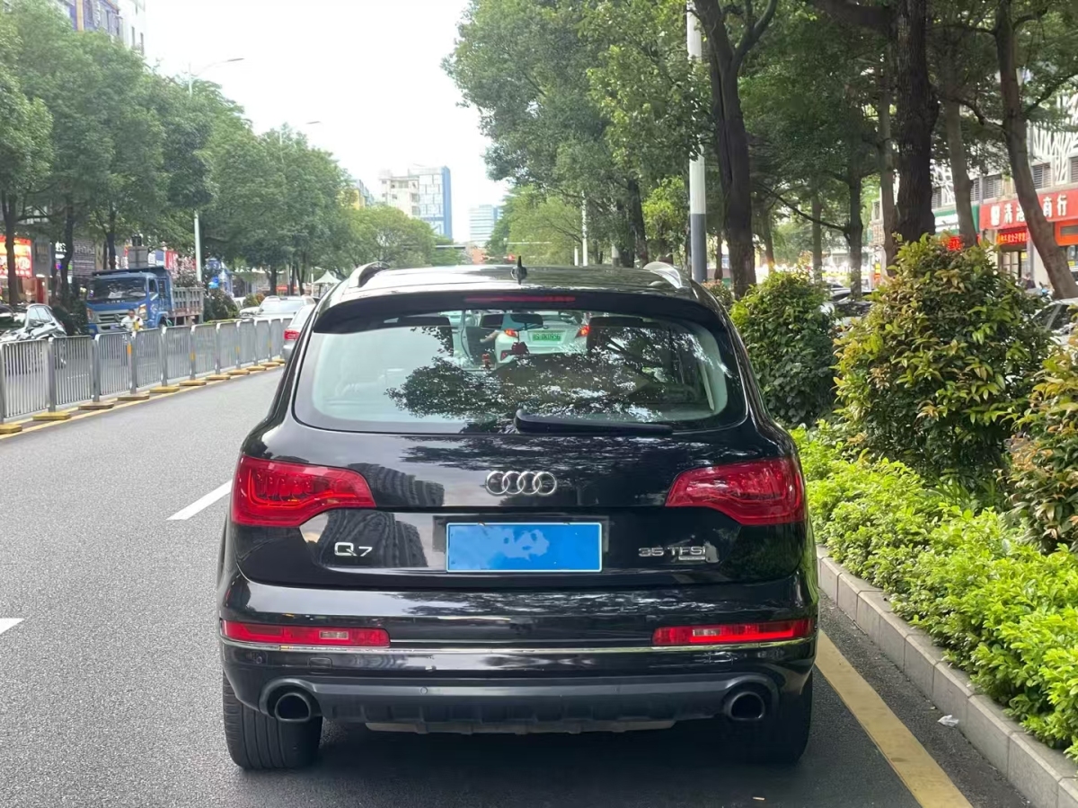 奧迪 奧迪Q7  2013款 35 TFSI 技術(shù)型圖片