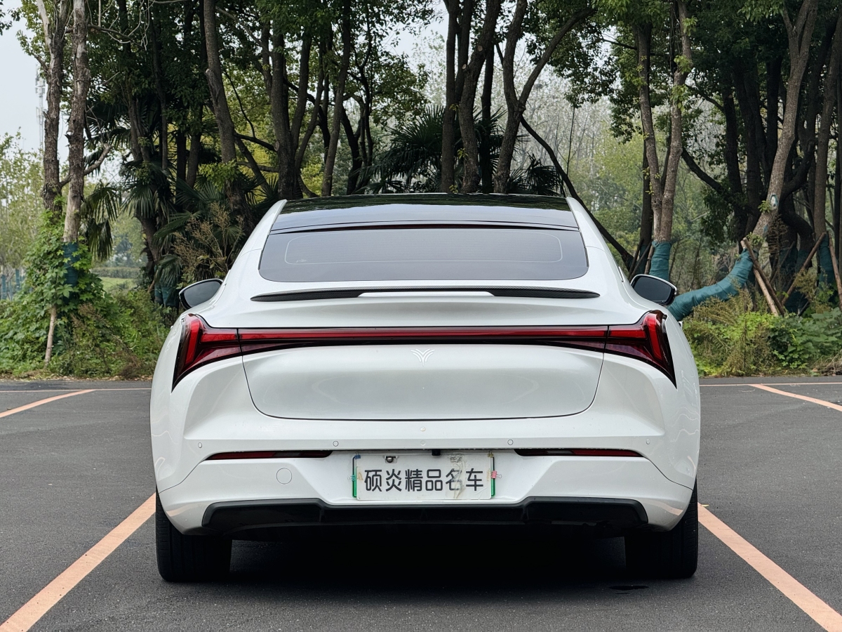 哪吒 哪吒S  2023款 純電 520km 后驅(qū)Lite版圖片