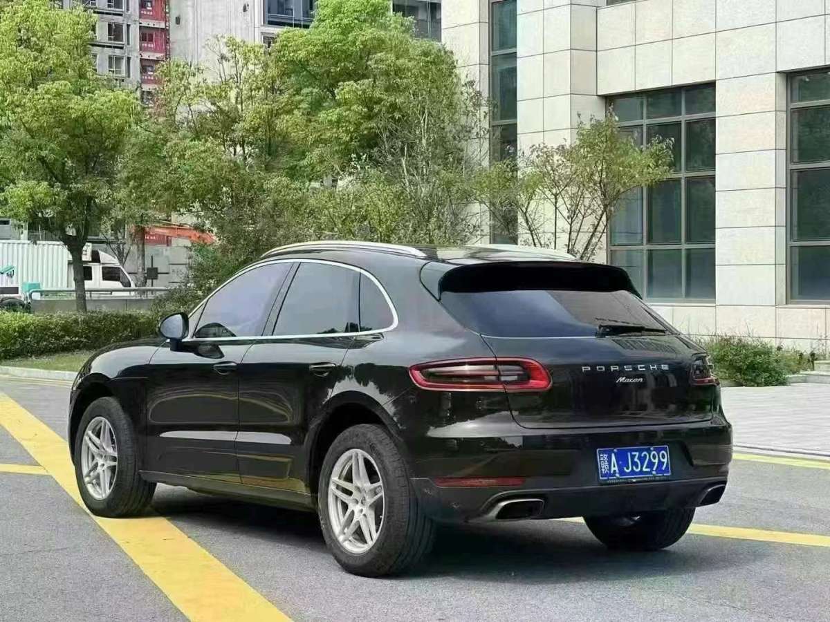 保時(shí)捷 Macan  2014款 Macan 2.0T圖片