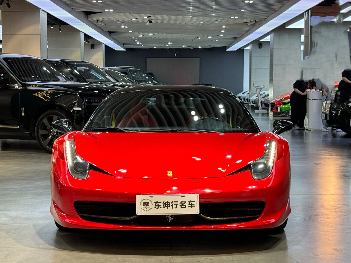 2013年8月法拉利 458  2011款 4.5L Italia