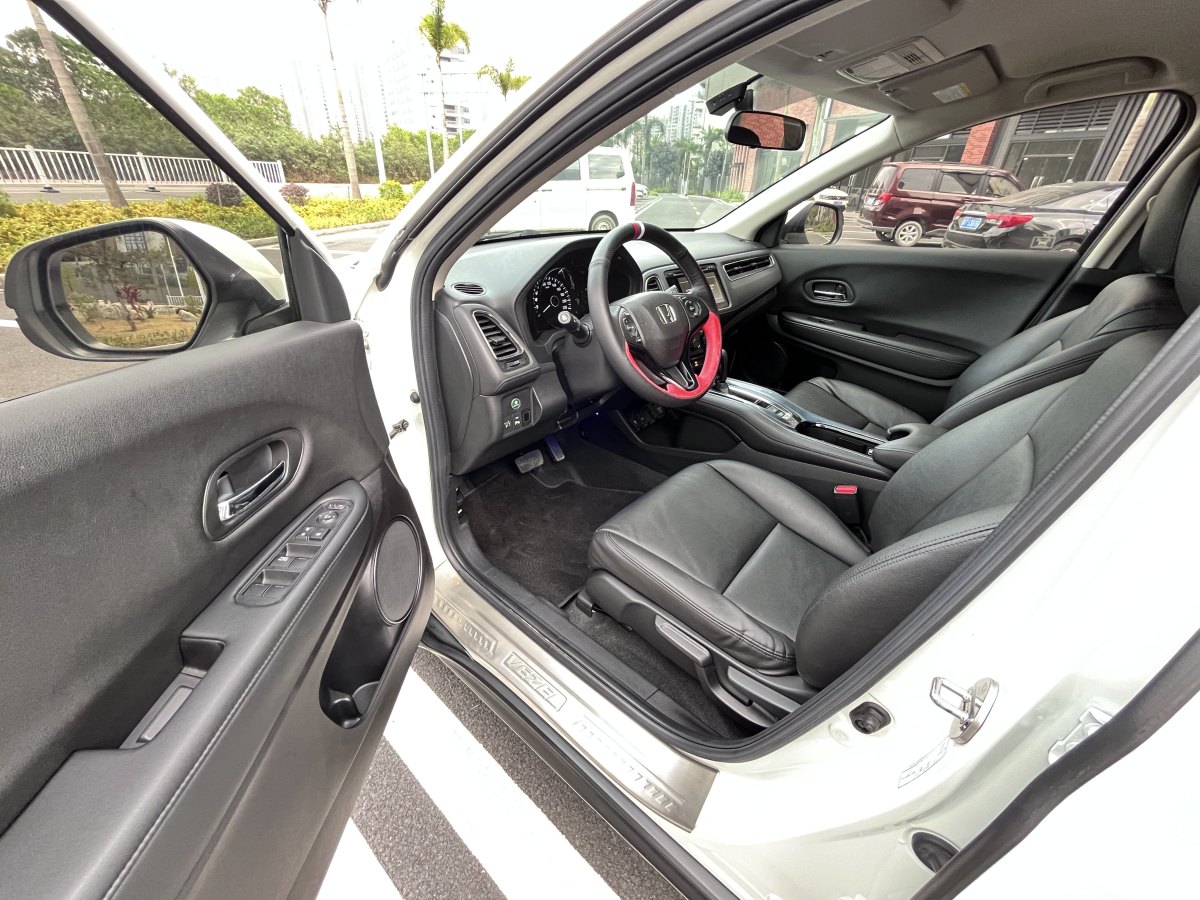 2016年7月本田 缤智  2017款 1.5L CVT两驱舒适型