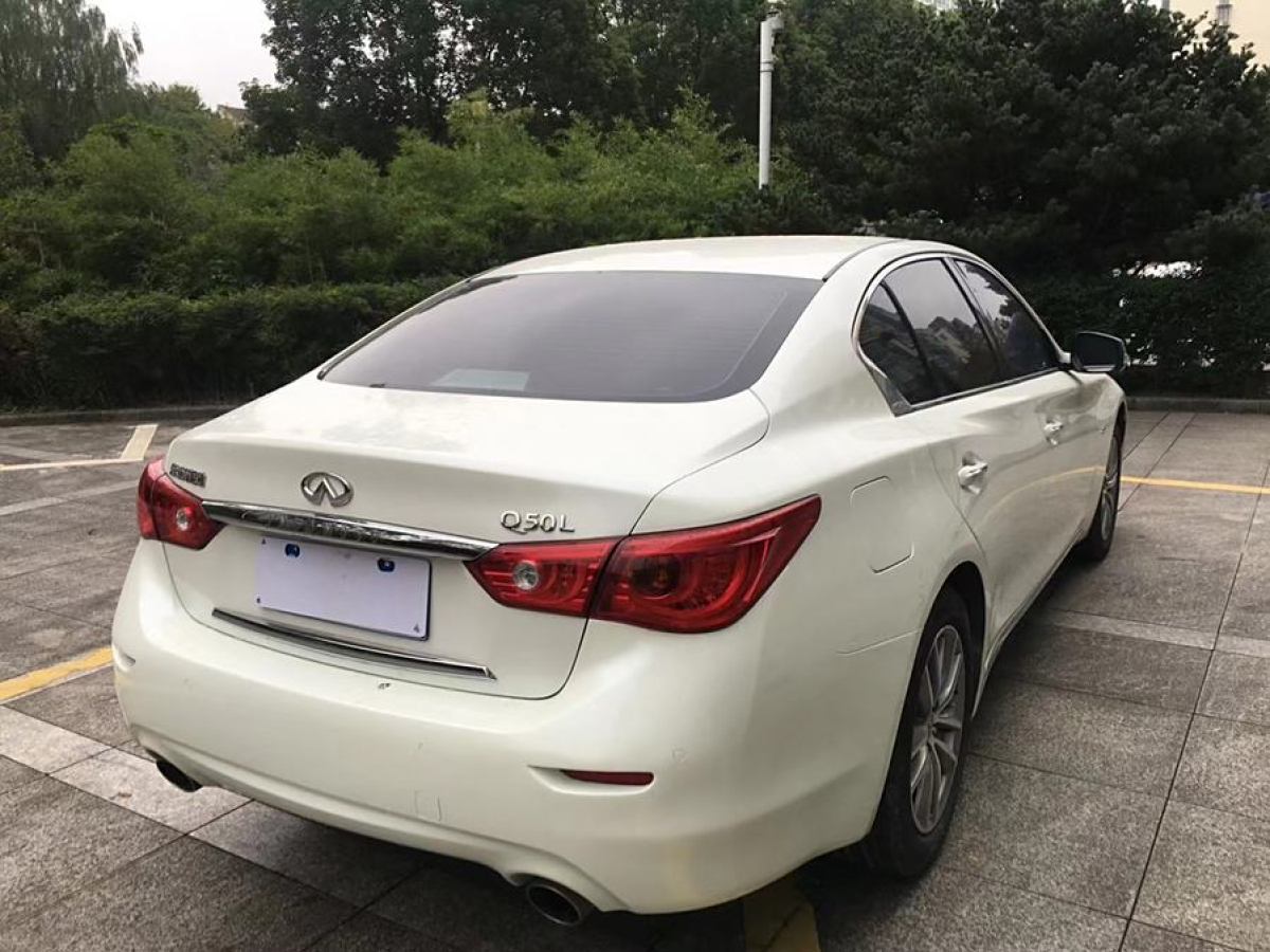 英菲尼迪 Q50L  2015款 2.0T 悅享版圖片