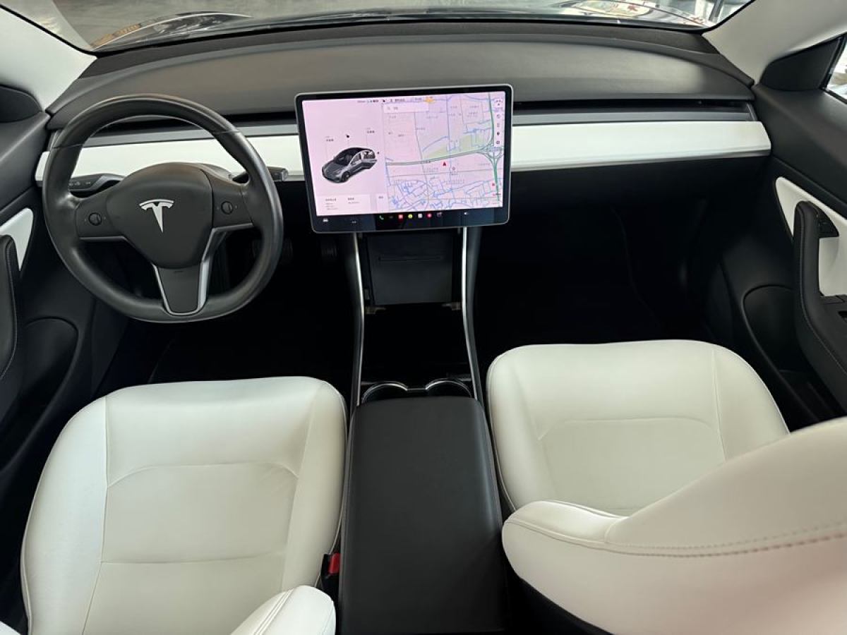 特斯拉 Model 3  2019款 長續(xù)航后驅(qū)版圖片