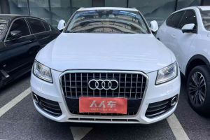 奥迪Q5 奥迪 Q5 2.0T FSI Premium Plus 美规版