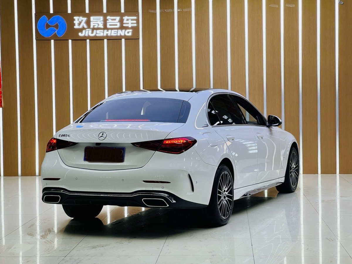 奔馳 奔馳C級(jí)  2023款 改款二 C 260 L 運(yùn)動(dòng)版圖片