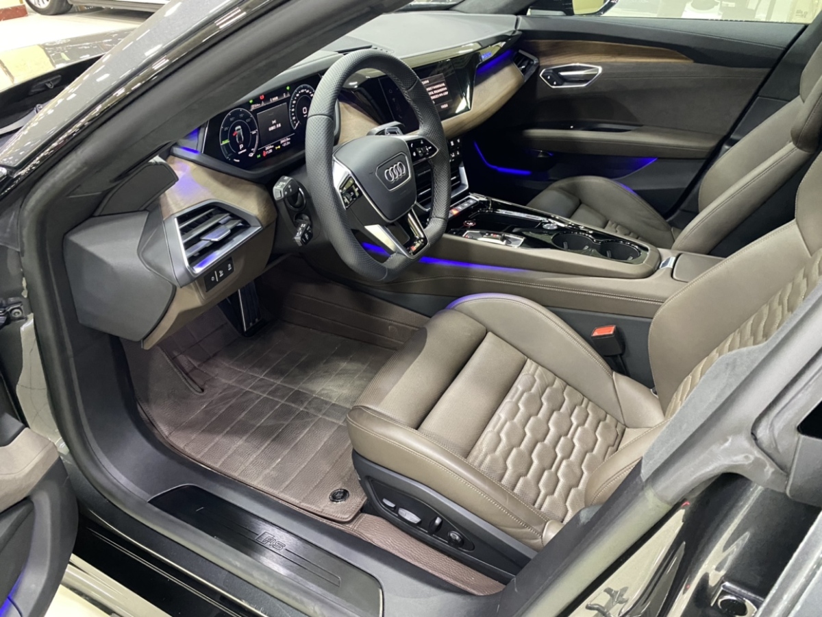 奥迪 Sport 奥迪RS e-tron GT  2023款 基本型图片
