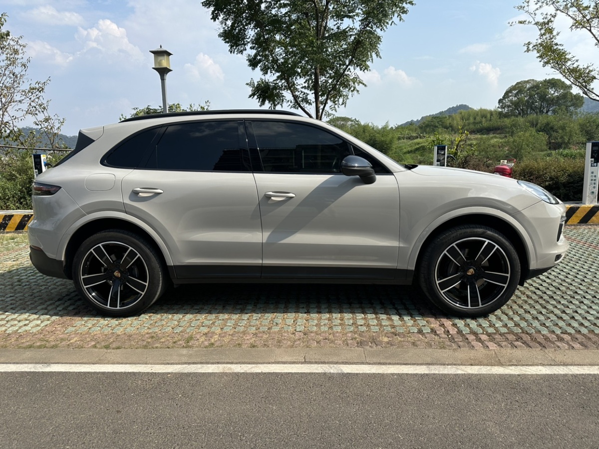 保时捷 Cayenne  2019款 Cayenne 3.0T图片