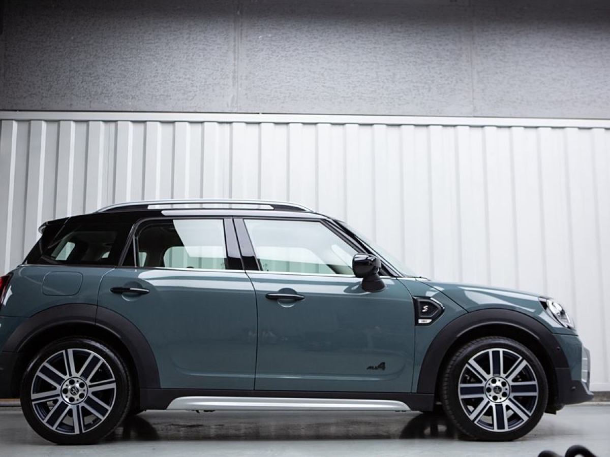 MINI COUNTRYMAN  2023款 改款二 2.0T COOPER S ALL4 鑒賞家圖片