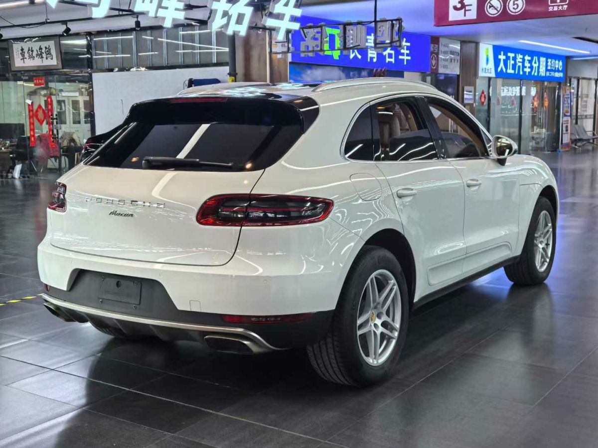 保時(shí)捷 Macan  2016款 Macan 2.0T圖片