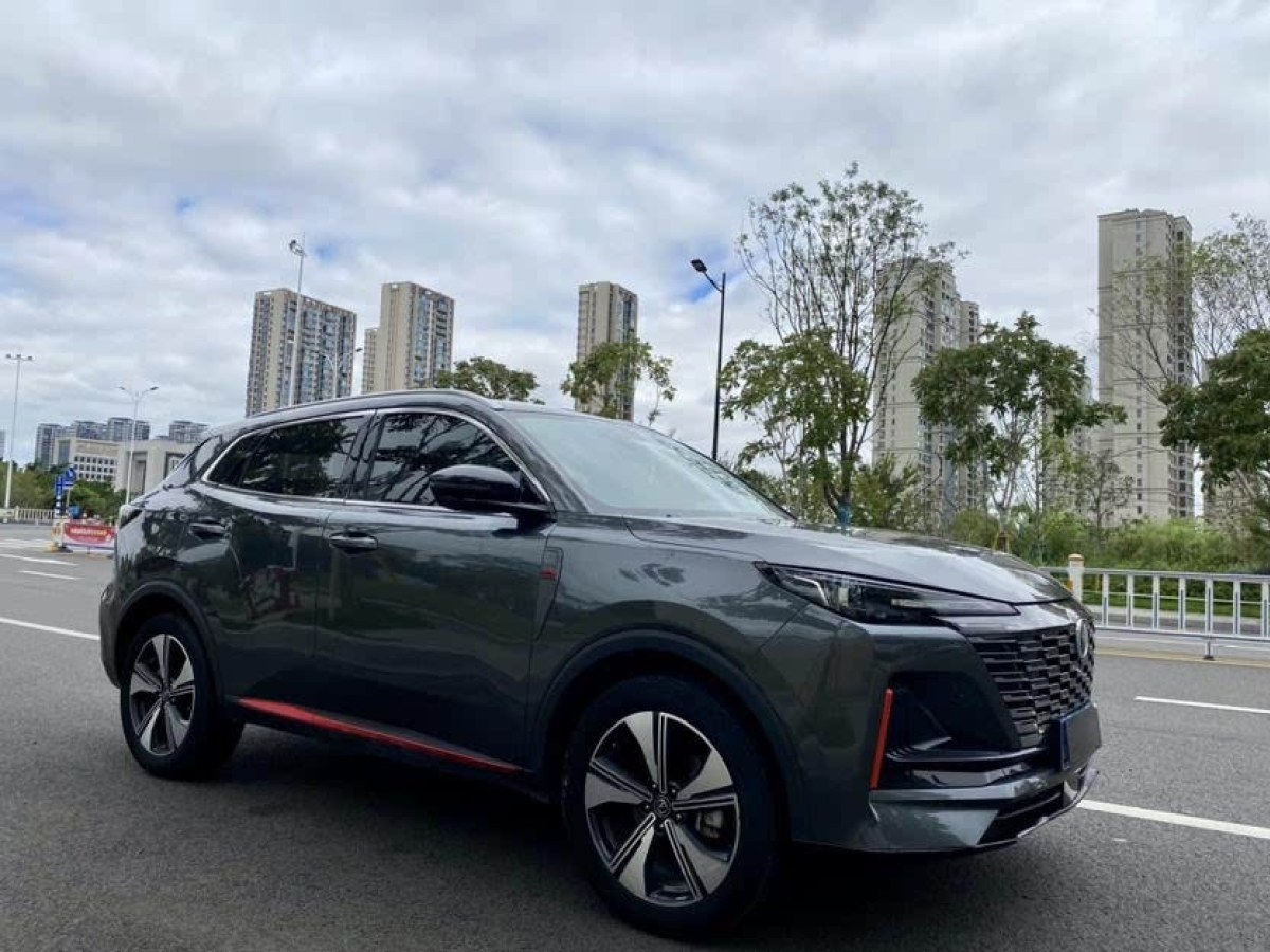 長(zhǎng)安 CS55 PLUS  2022款 第二代 1.5T DCT尊貴型圖片