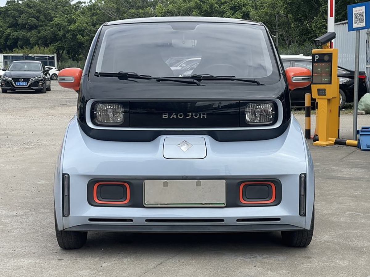 寶駿 寶駿KiWi EV  2021款 設(shè)計師 三元鋰圖片