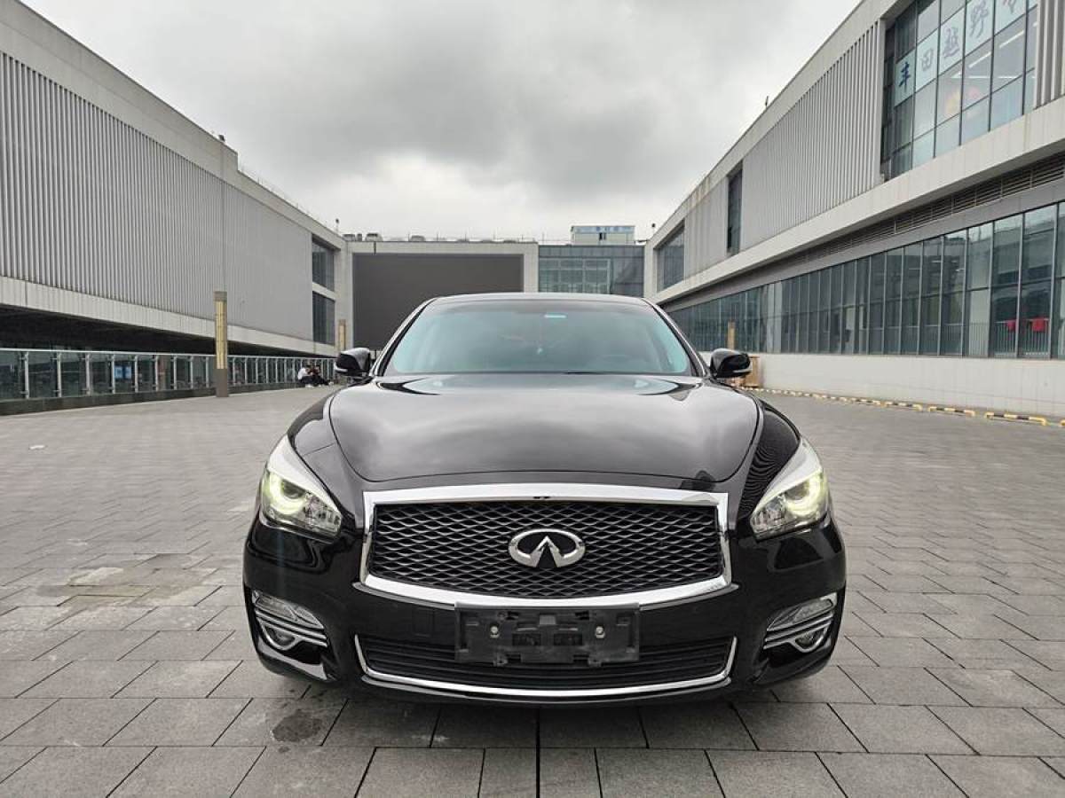 2018年5月英菲尼迪 Q70  2017款 Q70L 2.5L 悅享版