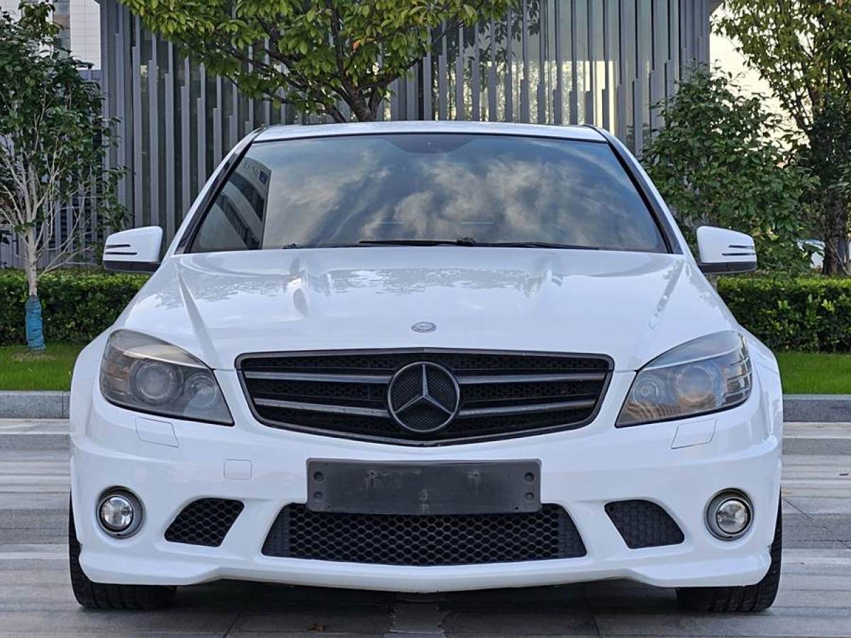 奔馳 奔馳C級(jí)AMG  2010款 AMG C 63 動(dòng)感型增強(qiáng)版圖片