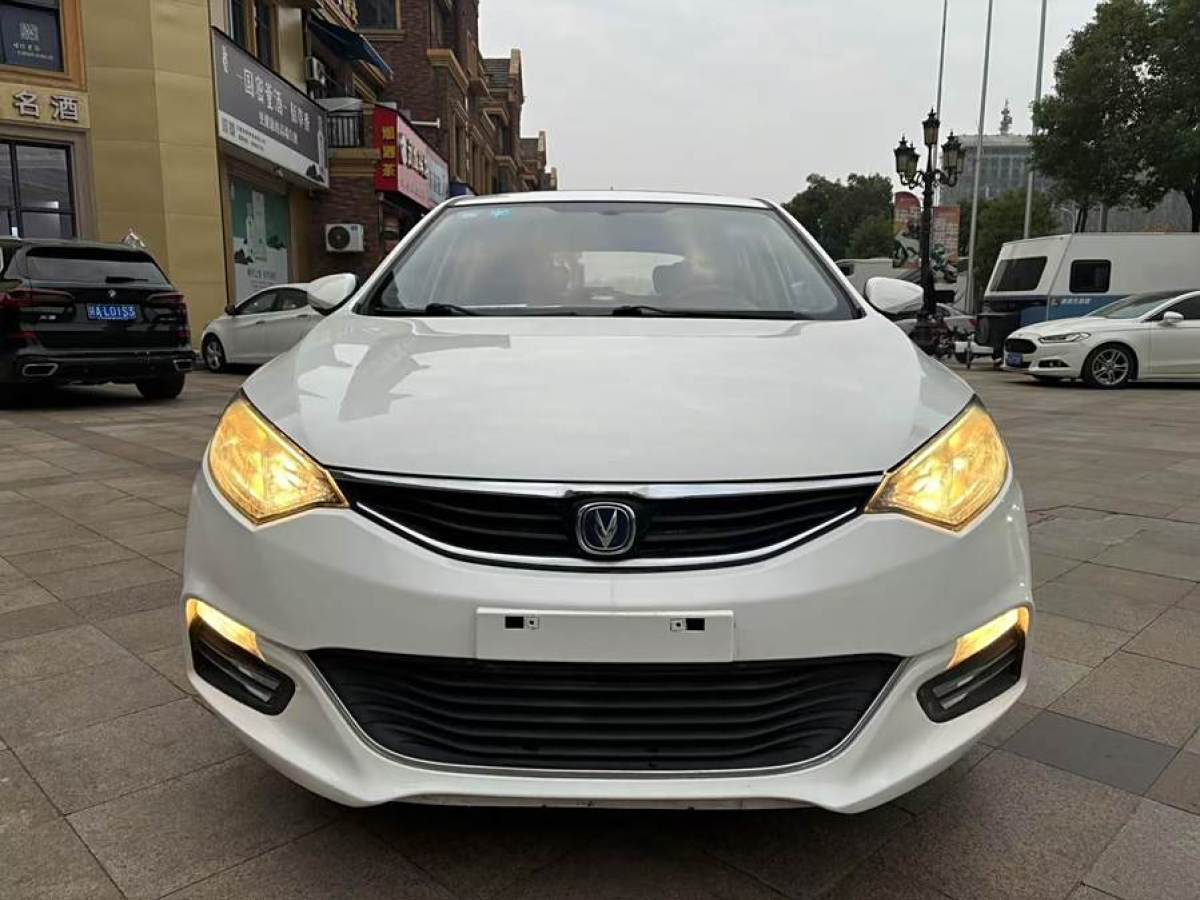 長(zhǎng)安 逸動(dòng)XT  2015款 1.6L 自動(dòng)俊酷型 國(guó)IV圖片