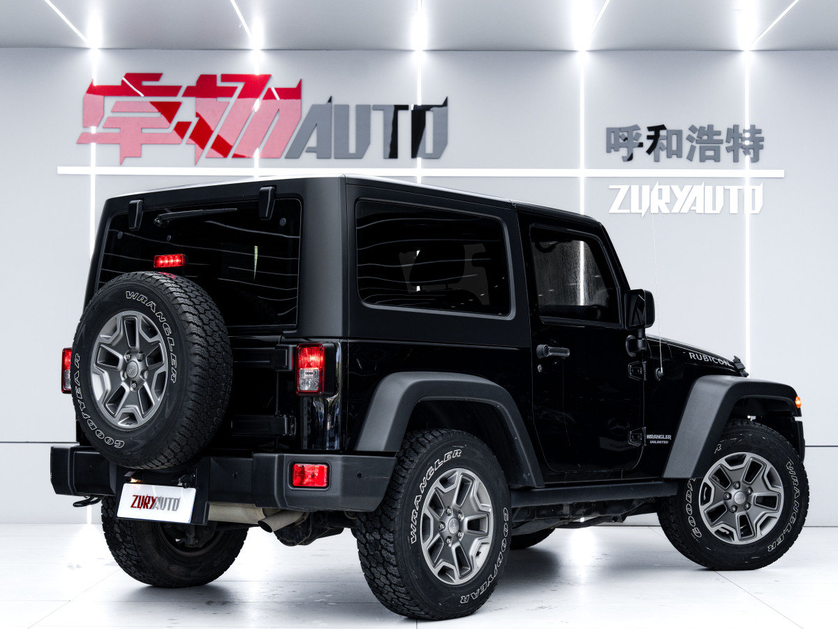 2014年5月Jeep 牧馬人  2013款 3.6L Sahara 兩門版